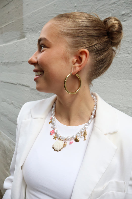 White Pearl Summer Necklace
